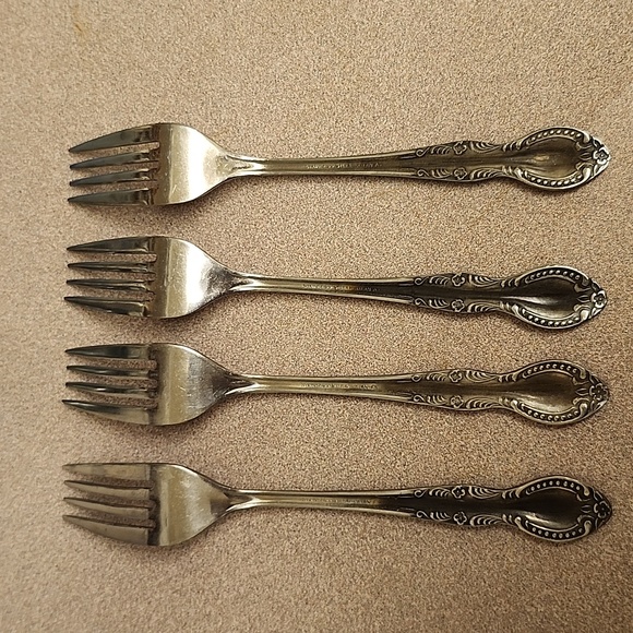 Set of 40- Columbia Stainless Steel Dinner Forks - Picture 2 of 6